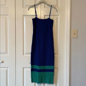 Klesis Ribbed Midi Dress